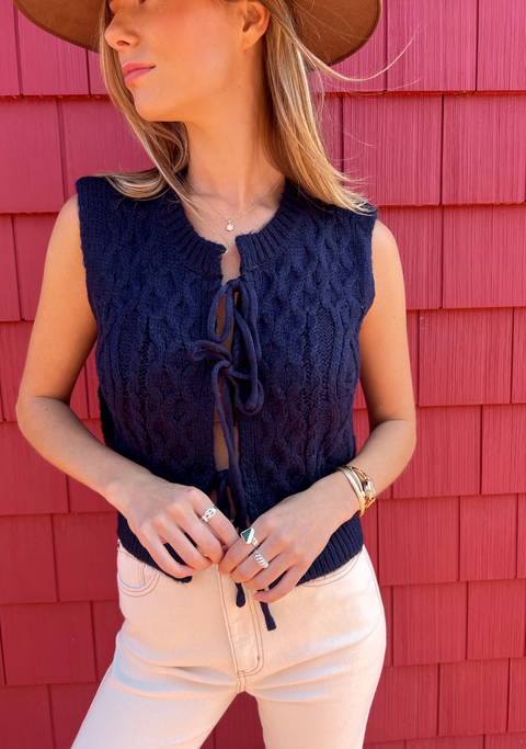 Bowed Up Vest - Navy