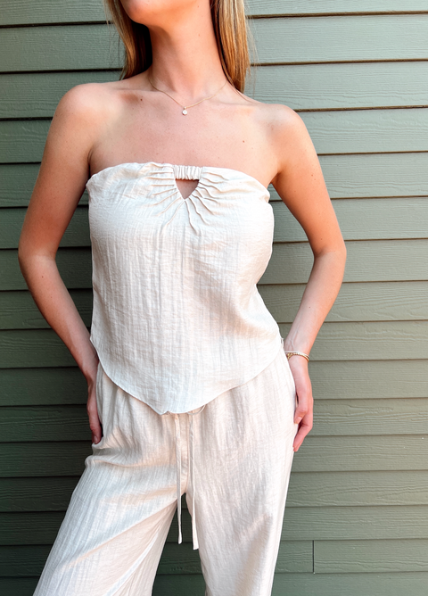 Violet Set Top - Bisque