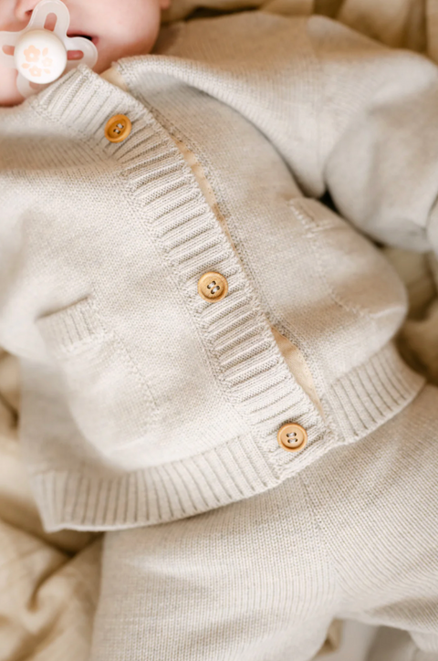 Merino Wool Baby Gift Set in Light Heather Gray