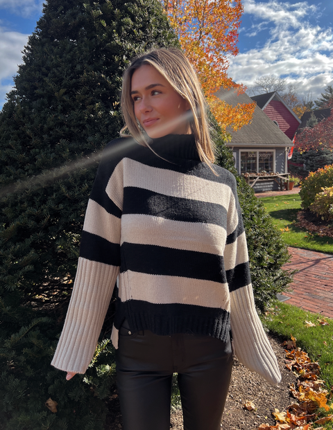 Kaila Oversized Knit Sweater - Black/Khaki