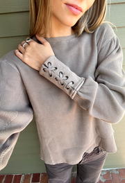 Lapis Cuff Long Sleeve in Fossil Dune