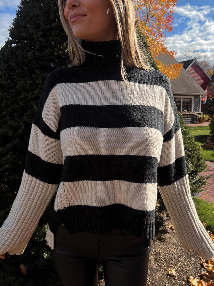 Kaila Oversized Knit Sweater - Black/Khaki