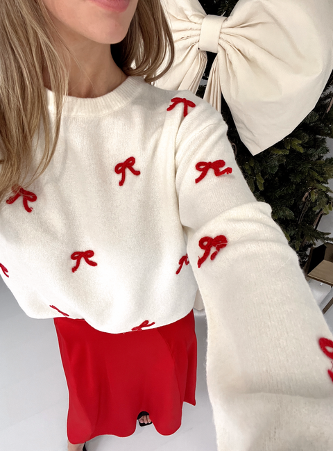 TIE THE RIBBON SWEATER