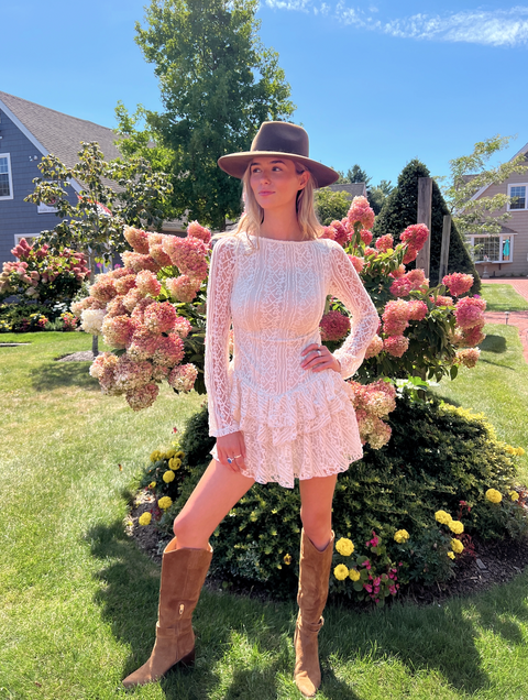 Tabby Lace Mini in Tea