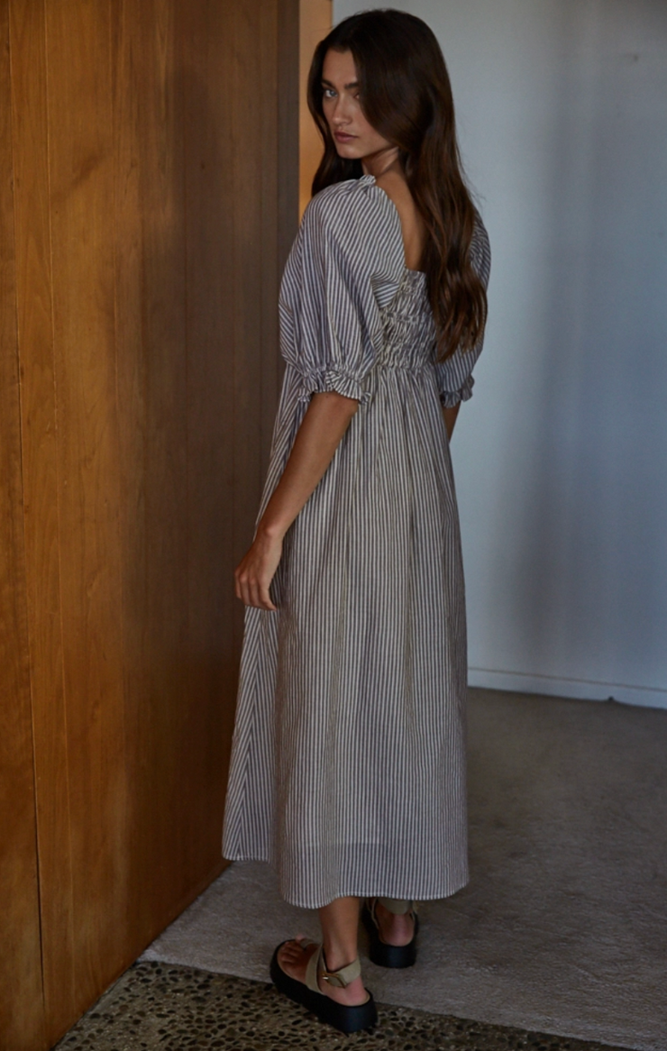 The Midwest Midi Dress