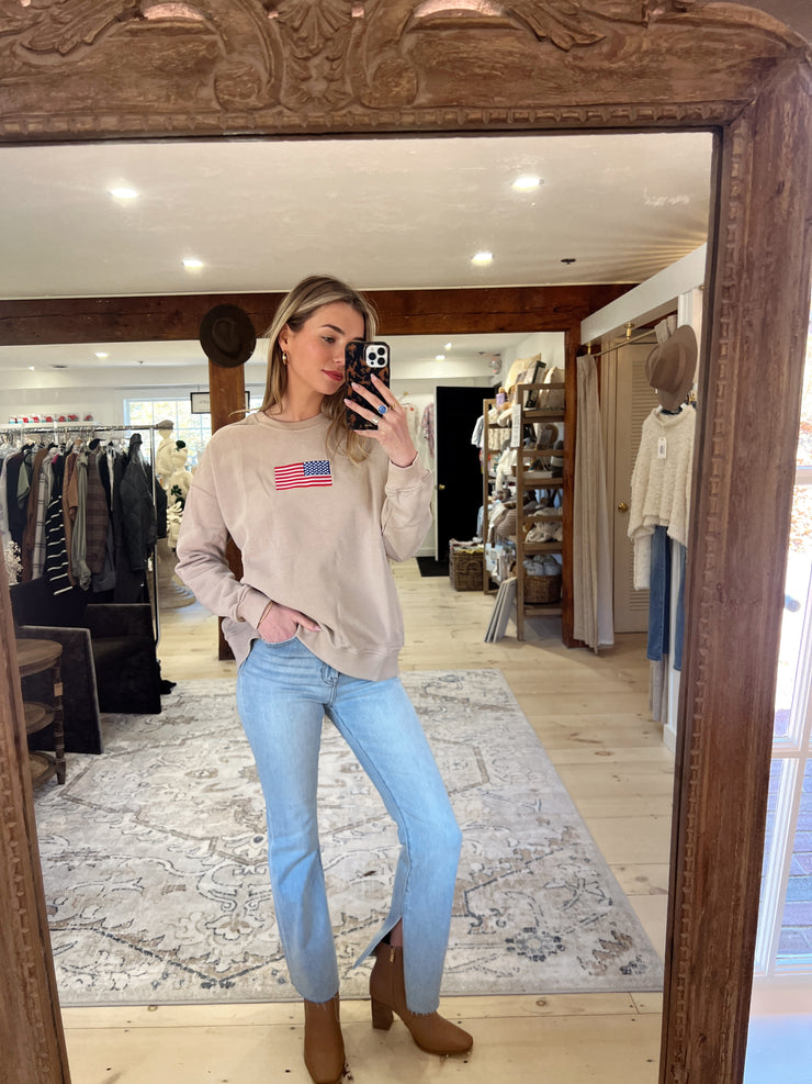 The Oversized Flag Pullover - Taupe