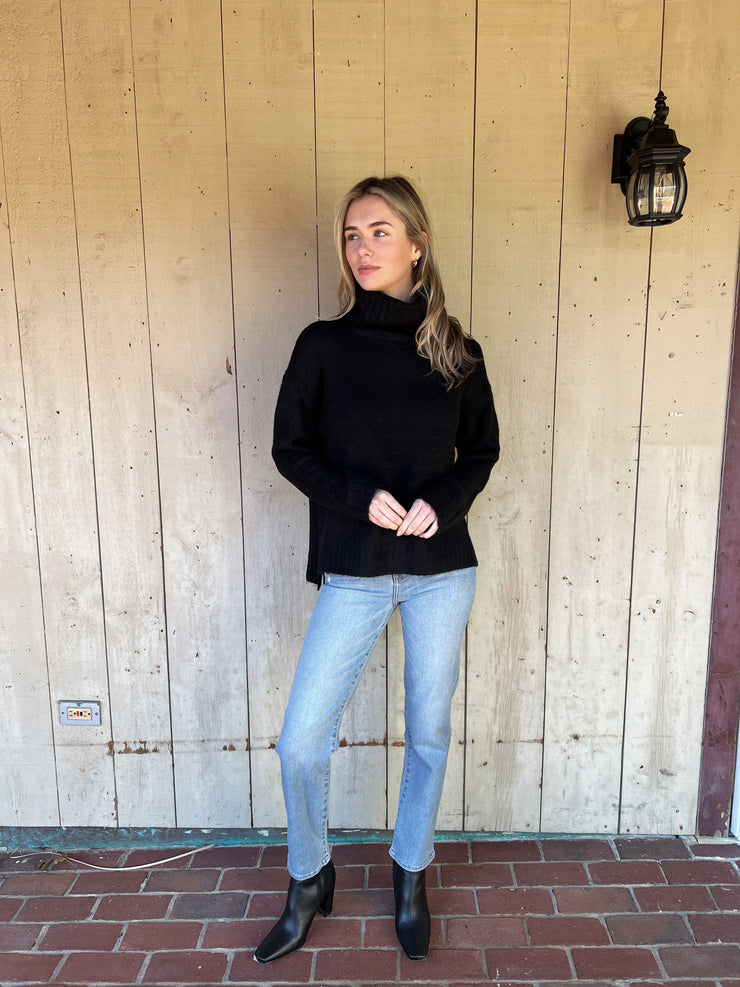 The Abigale Turtleneck Black