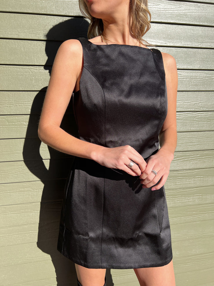 Alisanne Dress in Black