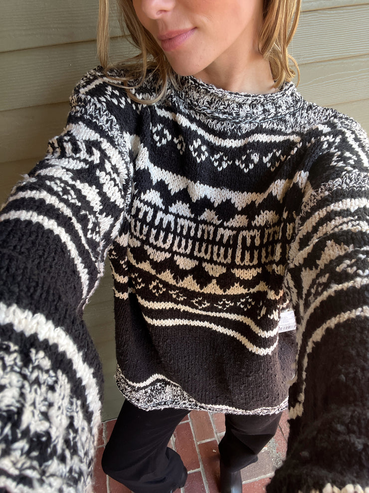 Dani Pattern Sweater in Black Combo
