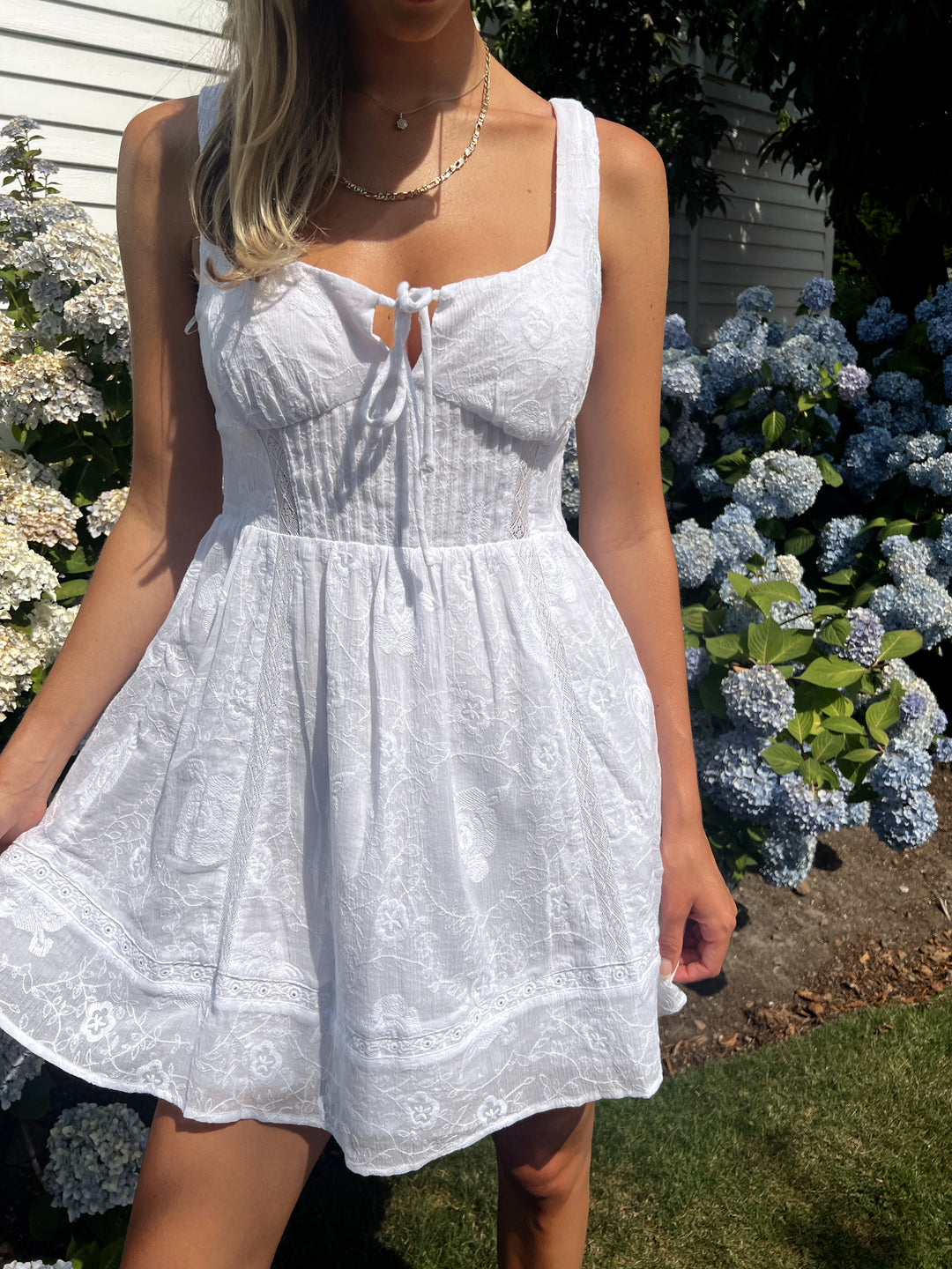 Cue summer dresses best sale