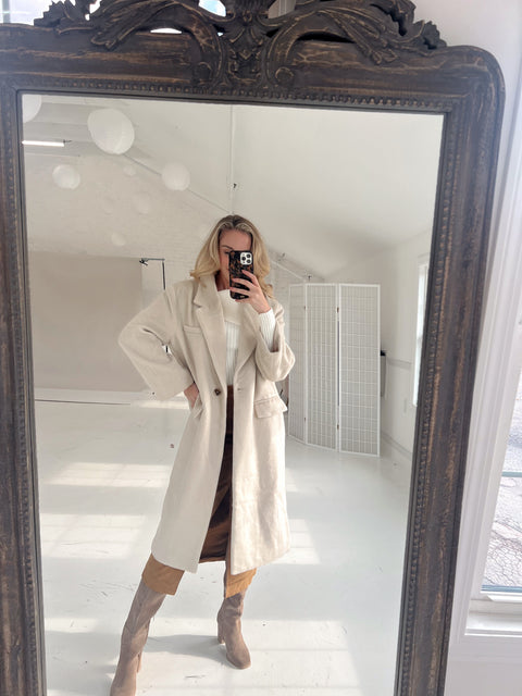 Andrea Single Button Oversized Coat