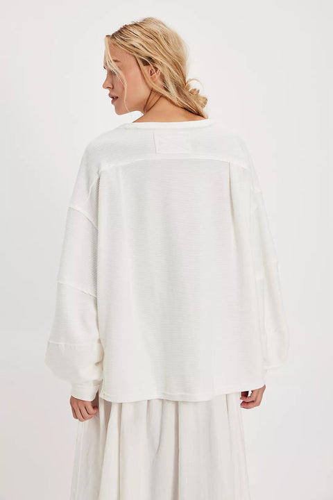 Total Eclipse Long Sleeve in Clean Ivory/White