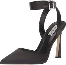 Sarantos Pointed Toe Pump