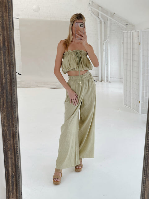 Gone To Paradise Set