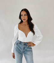 Swipe Right Crop (white)