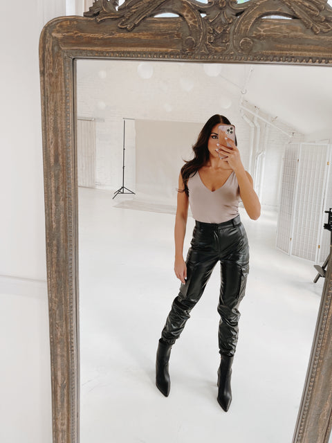 A Staple V Neck Bodysuit - Charcoal